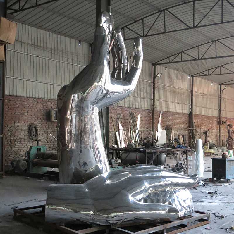 手托水滴雕塑，不銹鋼手托水滴雕塑，手托水滴景觀雕塑