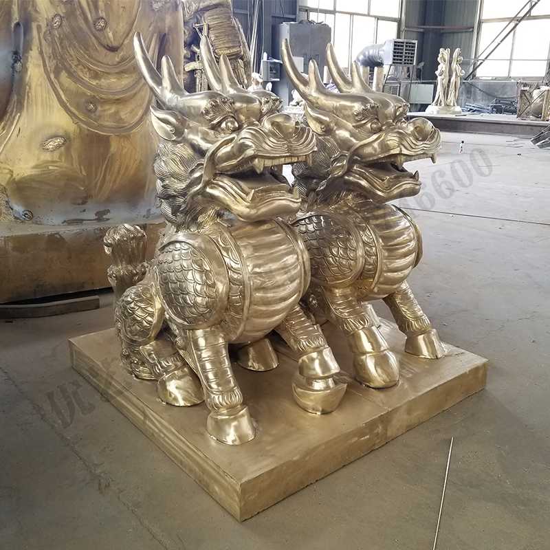 銅麒麟擺件，風(fēng)水麒麟擺件，傳統(tǒng)麒麟雕塑